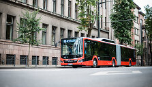 Naujasis 18 metrų ilgio &bdquo;MAN Lion&lsquo;s City&ldquo; hibridinis autobusas