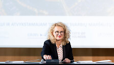 Au&scaron;rinė Armonaitė