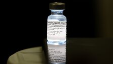 &bdquo;Pfizer&ldquo;-&bdquo;BioNTech&ldquo; vakcinos buteliukas