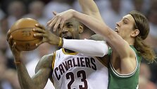 LeBronas Jamesas ir Kelly Olynykas