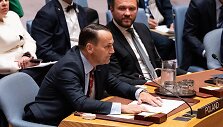 Radoslawas Sikorskis / Lev Radin/PACIFIC PRESS/SIPA / Lev Radin/PACIFIC PRESS/SIPA
