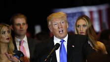 Trumpas triu&scaron;kinamai laimėjo Indianoje, Tedas Cruzas nutraukė savo kampaniją