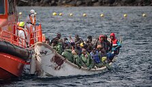 Migrantų laivelis / ANTONIO SEMPERE / AFP