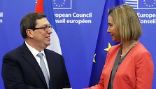 Kubos užsienio reikalų ministras Bruno Rodriguezas Parrilla ir ES užsienio reikalų vadovė Federica Mogherini