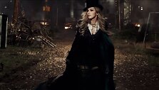 Madonna vaizdo klipe &bdquo;Ghosttown&ldquo; 