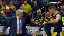 Vaizdo įra&scaron;e matyti Ž.Obradovičiaus reakcija į N.Kaliničiaus i&scaron;sibla&scaron;kymą.