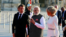 Emmanuelis Macronas, Narendra Modi