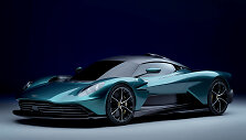 Naujas &bdquo;Aston Martin&ldquo; modelis &bdquo;Valhalla&ldquo; 