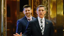 Michaelas Flynnas su sūnumi &bdquo;Trump Tower&ldquo;