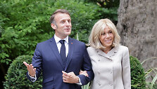Brigitte ir Emmanuelis Macronas
