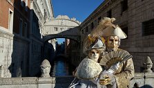 Venecijos karnavalo dalyviai 