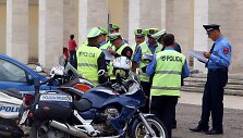 Serbijos futbolininkus Tiranoje saugo gausios policijos pajėgos