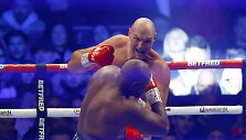 Tysonas Fury prie&scaron; Dereką Chisorą