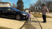 &bdquo;Tesla&ldquo; bandymai