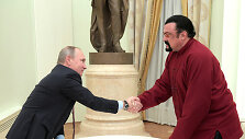 Vladimiras Putinas, Stevenas Seagalas