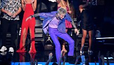 Machine Gun Kelly MTV apdovanojimuose
