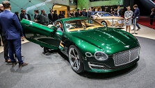 &bdquo;Bentley EXP10&ldquo; konceptas