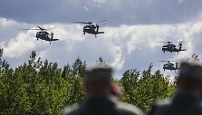 Sraigtasparniai &bdquo;Black Hawk&ldquo;