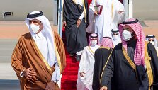 Kataro emyras &scaron;eichas Tamimas bin Hamadas al Thani ir Saudo Arabijos karali&scaron;kasis princas Mohammedas bin Salmanas