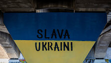Grafičiai Vilniuje palaikantys Ukrainą