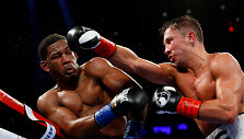 Genadijus Golovkinas įveikė Danielį Jacobsą