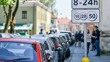Parkingas Kauno Rotu&scaron;ės aik&scaron;tėje