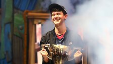Fortnite žaidimo pasaulio čempionais tapo &scaron;e&scaron;iolikmečiai vaikinai.