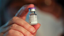 &bdquo;Pfizer&ldquo; vakcina