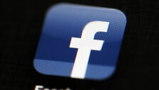 &bdquo;Facebook&ldquo;