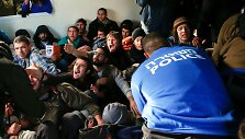 Nelegalūs žydų naujakuriai prievarta i&scaron;keldinami i&scaron; Vakarų Kranto