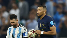 Kylianas Mbappe ir L.Messi