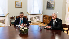Prezidentas Gitanas Nausėda susitiko su užsienio reikalų ministru Gabrieliumi Landsbergiu