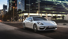 &bdquo;Porsche Panamera Turbo S E-Hybrid&ldquo;