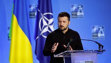 Pasaulio lyderiai dalyvauja NATO vir&scaron;ūnių susitikime Va&scaron;ingtone. / KEVIN DIETSCH / Getty Images via AFP