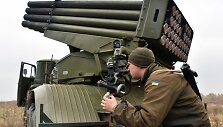 Ukrainos kariai poligone prie Kijevo, 2016 metų spalis