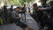 Sveikatos paso prie&scaron;ininkų protestas Prancūzijoje