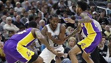Kawhi Leonardas su komanda pažemino &bdquo;Lakers&ldquo;