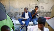 Migrantų i&scaron; Afrikos gyvenimas vienoje i&scaron; Romos gatvių