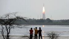 Indi&scaron;kos raketos PSLV-C38 startas