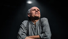 Igoris Reklaitis spektaklyje &bdquo;Kai kurios erelių rū&scaron;ys&ldquo;