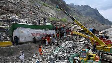 Nuo&scaron;liauža Pakistano ir Afganistano sienos perėjoje