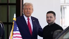D. Trumpas su V. Zelenskis / Ben Curtis / AP