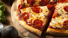 Peperoni pica