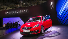 &bdquo;Peugeot&ldquo; stendas Frankfurto automobilių parodoje