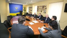 Partijos &bdquo;Tvarka ir teisingumas&ldquo; būstinėje susirinkimas
