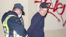 Akimirka i&scaron; vykusio policijos reido