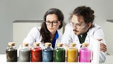 Klipas &bdquo;Discover colours you never knew existed&ldquo;