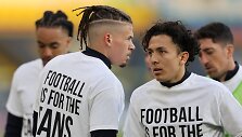 &bdquo;Leeds United&ldquo; futbolininkai siuntė žinutę ap&scaron;ilimo metu