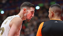 Nando De Colo