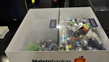 &bdquo;Maisto banko&ldquo; dėžės oro uoste